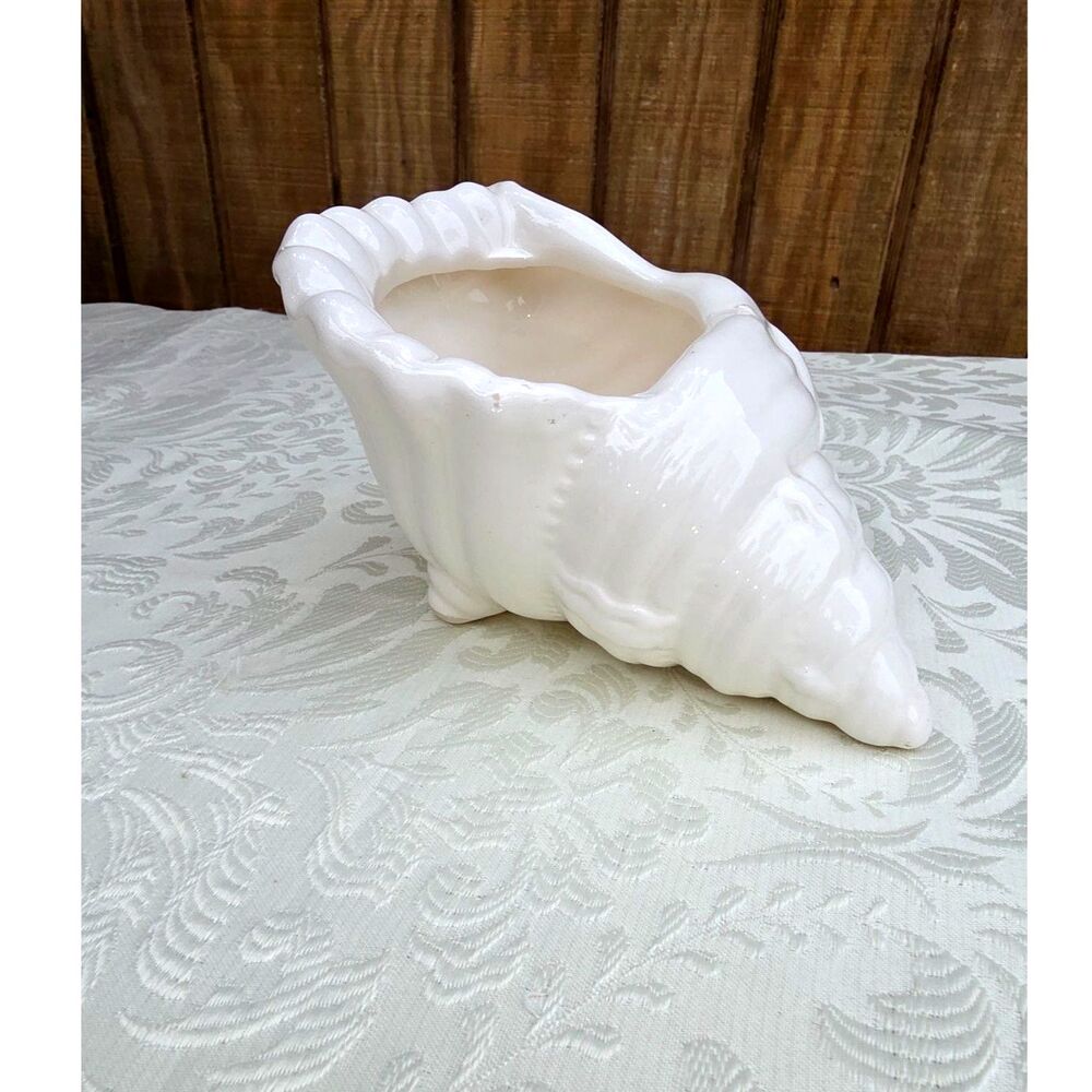 Vintage White Ceramic Conch Shell Planter Nautical Flower Pot Beach House Decor